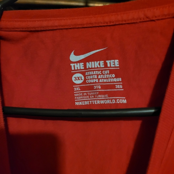 NIKE T-SHIRT - Picture 2 of 2